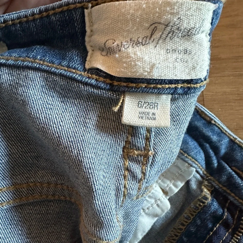 High Rise Skinny Ripped Jeans - Picture 4 of 4